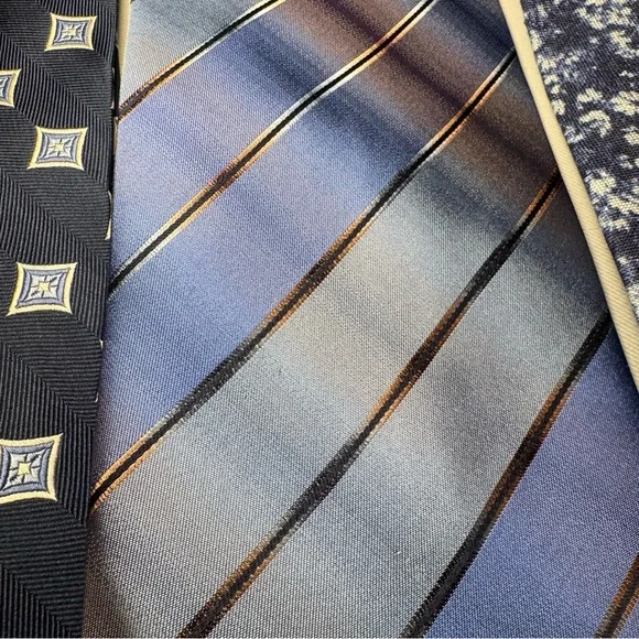 Jos. A. Bank and more Blue and Gray Silk and Linen Tie Collection Set of 5 ties - Picture 10 of 14